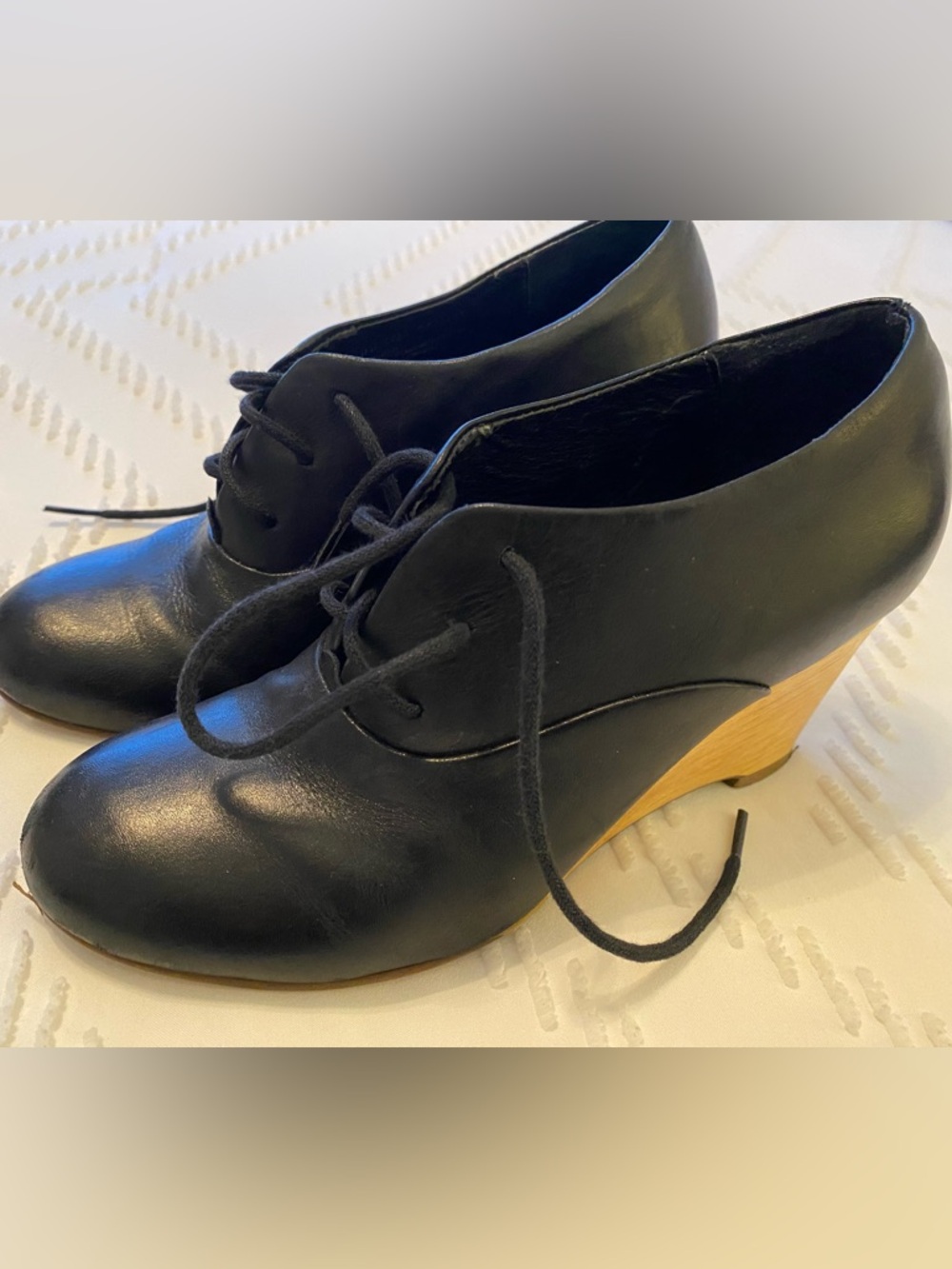 Black Leather Lace-Up Wedge Heel Women's Shoes